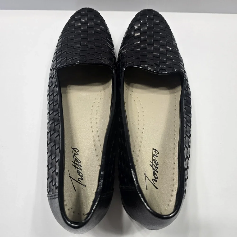 Trotters Women's Loafers Size 7N Black Woven Leather Slip On Flats Comfort Shoes